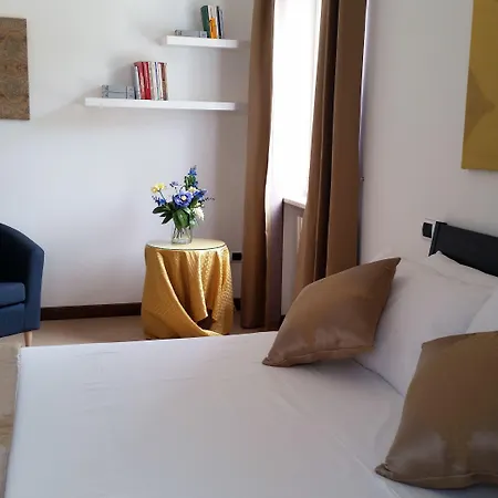 別荘 L'insolita Reggia