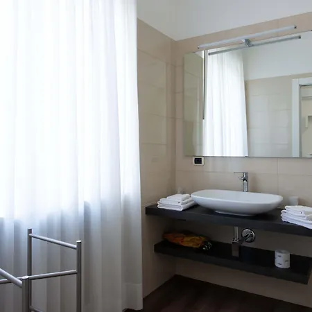 L'insolita Reggia カゼルタ