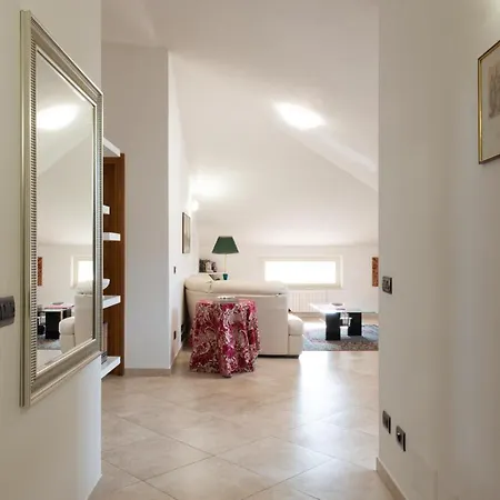 L'insolita Reggia