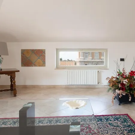 L'insolita Reggia Casa vacanze *