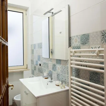 L'insolita Reggia