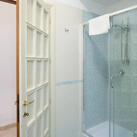 L'insolita Reggia 別荘